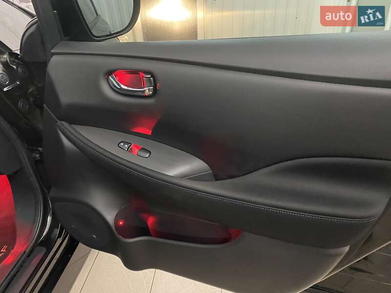 Хетчбек Nissan Leaf 2021 в Кам'янському