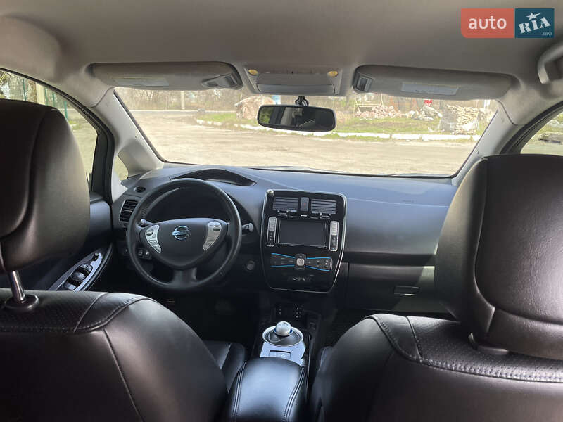 Хетчбек Nissan Leaf 2015 в Харкові