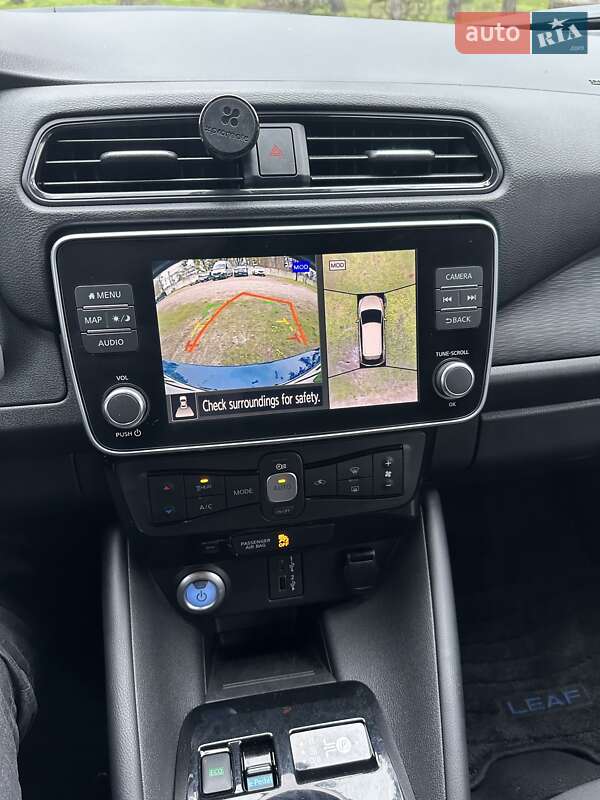 Хетчбек Nissan Leaf 2020 в Києві