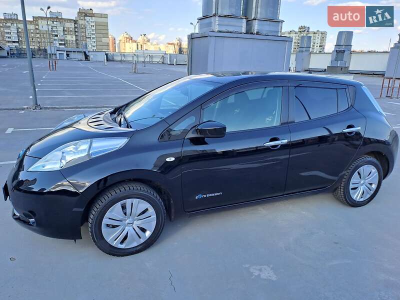 Хетчбек Nissan Leaf 2016 в Києві фото 9 Хетчбек Nissan Leaf 2016 в Києві