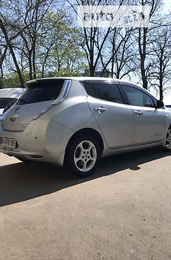 Хетчбек Nissan Leaf 2012 в Кропивницькому