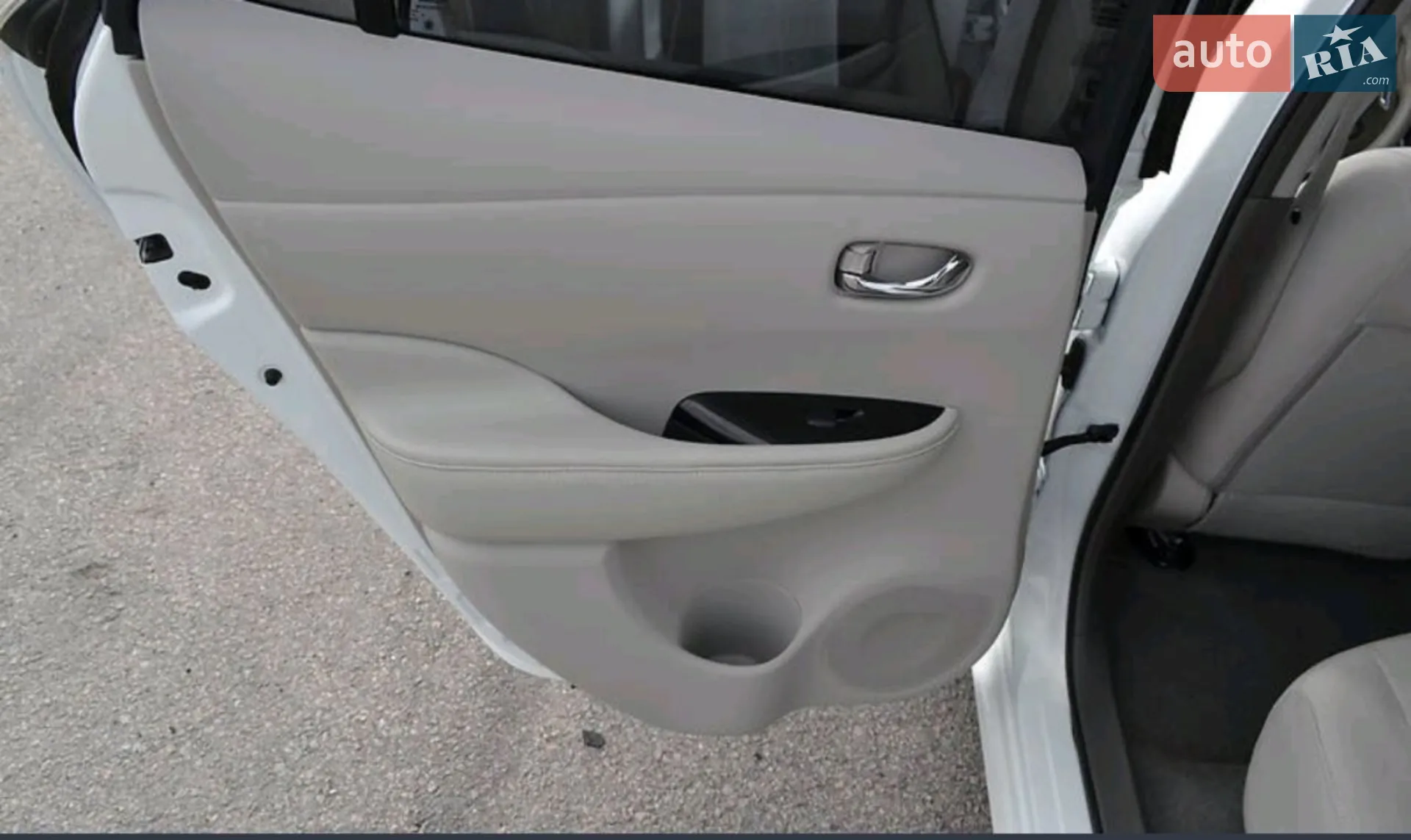 2013 Nissan Leaf - мініатюра 10