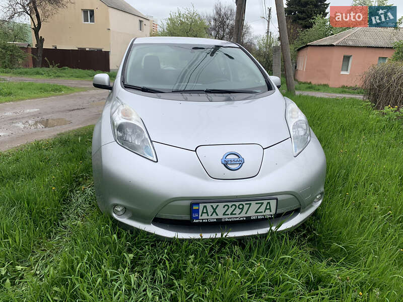 Хетчбек Nissan Leaf 2016 в Харкові