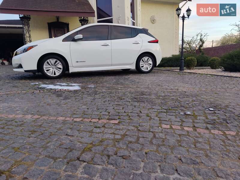 Хэтчбек Nissan Leaf 2018 в Житомире фото 21 Хэтчбек Nissan Leaf 2018 в Житомире