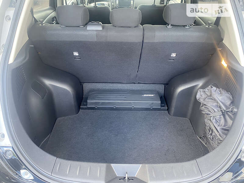 Хэтчбек Nissan Leaf 2016 в Житомире