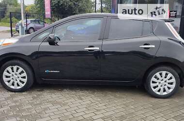 Хэтчбек Nissan Leaf 2014 в 