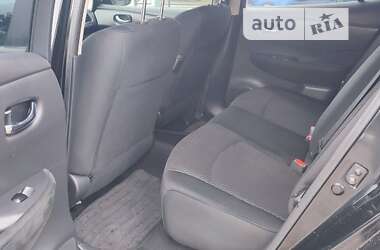 Хэтчбек Nissan Leaf 2014 в 