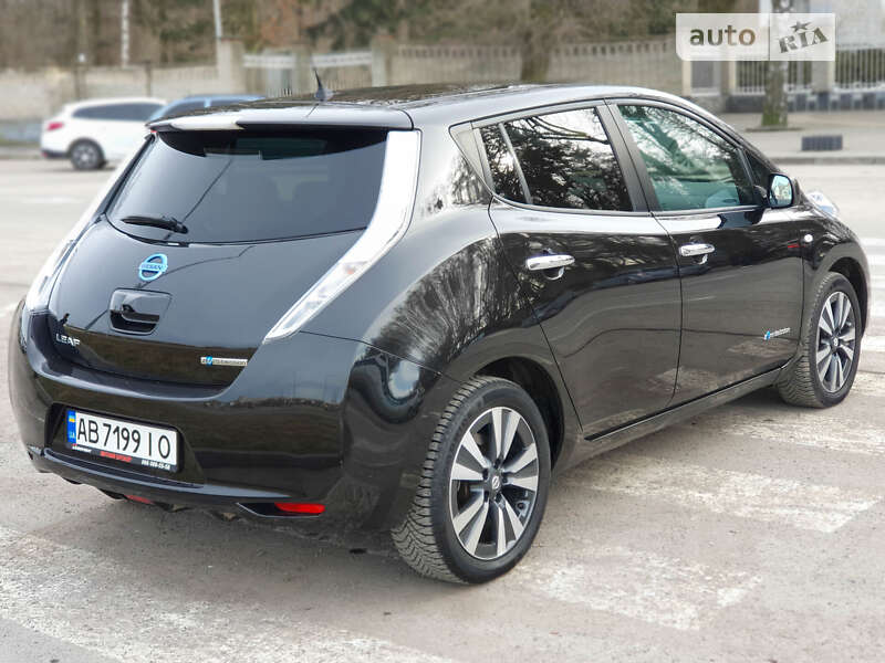 Хэтчбек Nissan Leaf 2016 в Виннице
