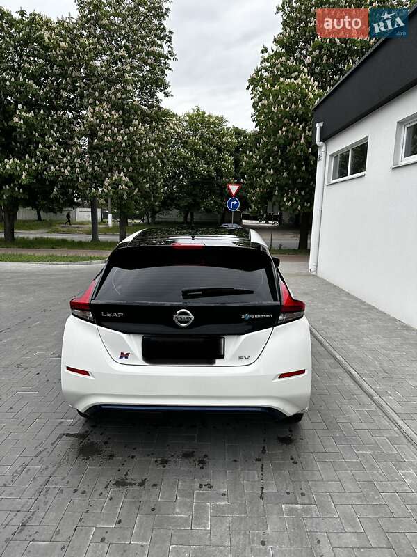 Хэтчбек Nissan Leaf 2019 в Кременчуге