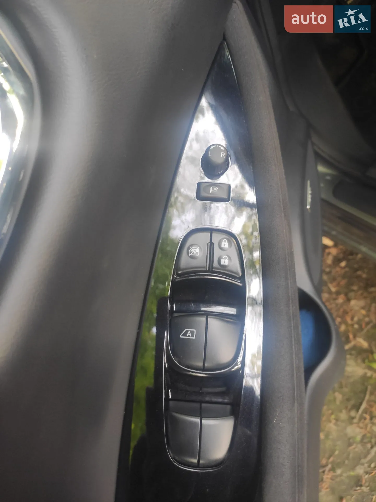 2017 Nissan Leaf - мініатюра 43
