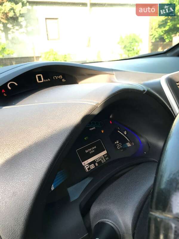 Хетчбек Nissan Leaf 2013 в Львові
