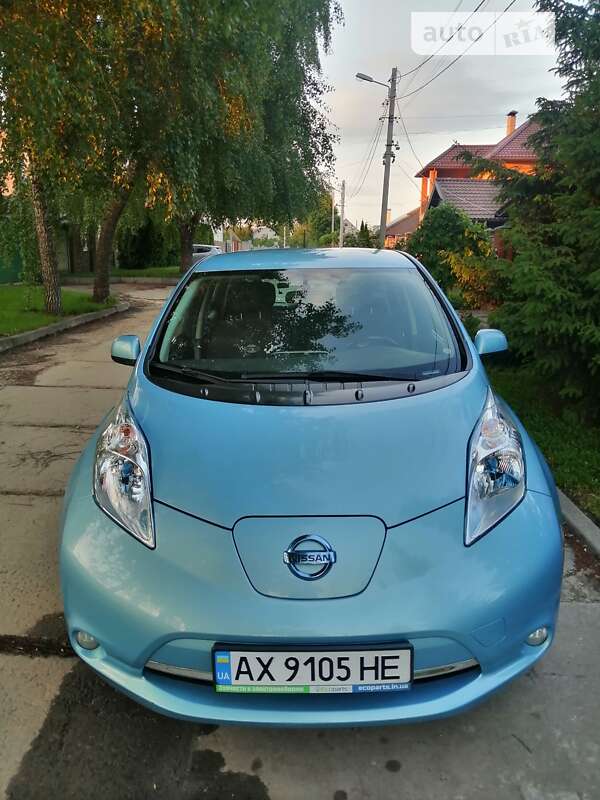 Хэтчбек Nissan Leaf 2014 в Харькове