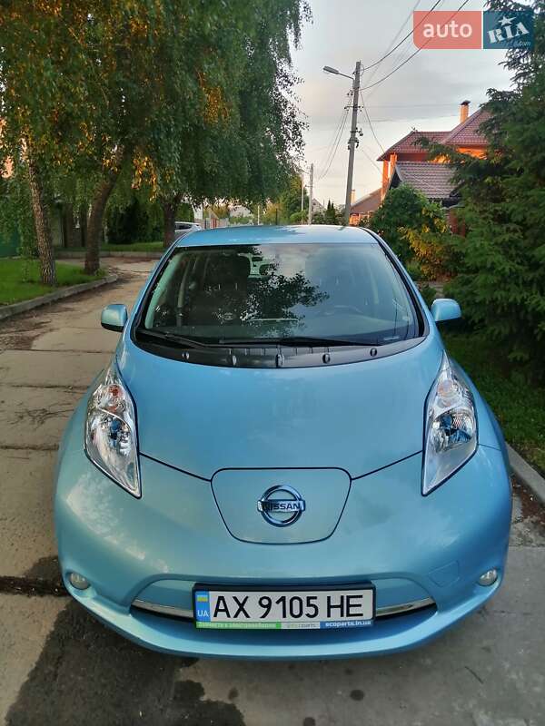 Nissan Leaf 2014