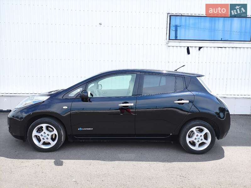 Хэтчбек Nissan Leaf 2012 в Белгороде-Днестровском