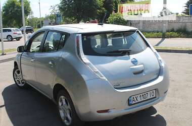 Хэтчбек Nissan Leaf 2011 в Лозовой