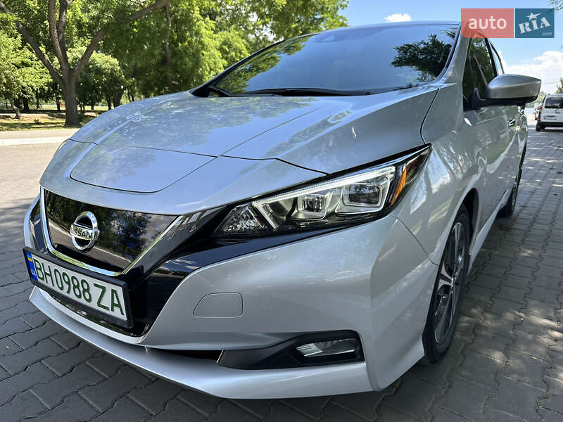 Хетчбек Nissan Leaf 2020 в Ізмаїлі