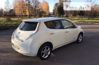 Хэтчбек Nissan Leaf 2012 в Виннице