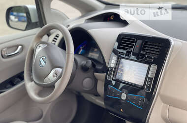 Хетчбек Nissan Leaf 2012 в 