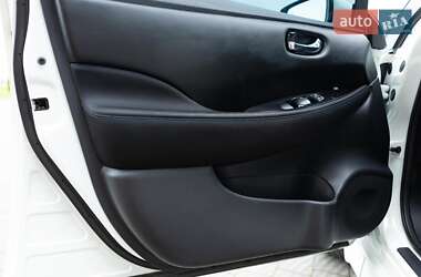 Хэтчбек Nissan Leaf 2020 в 
