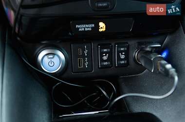 Хэтчбек Nissan Leaf 2020 в 