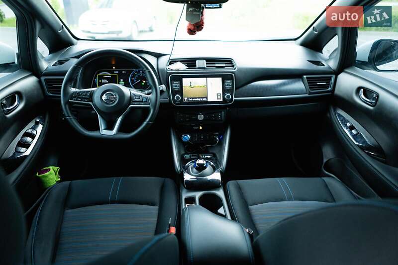 Хэтчбек Nissan Leaf 2020 в Стрые