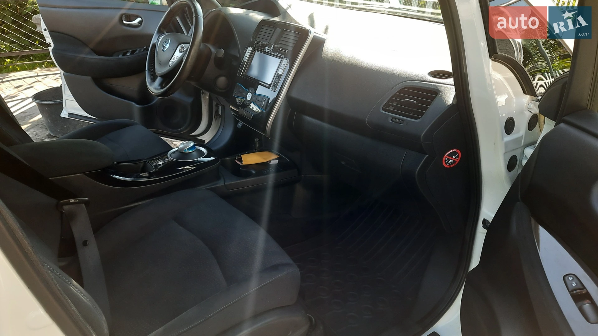 2014 Nissan Leaf - мініатюра 28