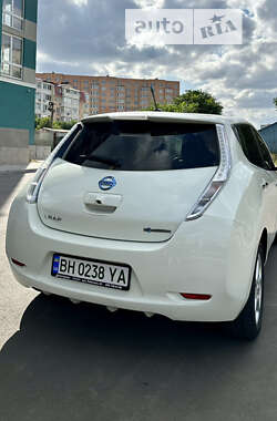 Хэтчбек Nissan Leaf 2012 в Одессе