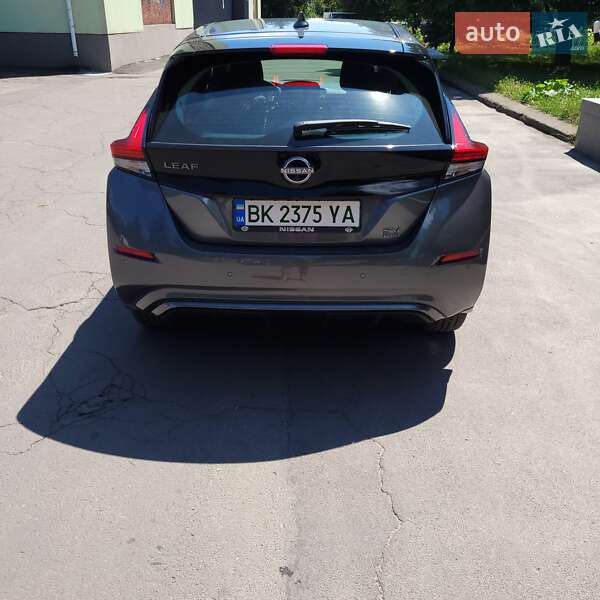 Хетчбек Nissan Leaf 2022 в Рівному