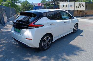 Хэтчбек Nissan Leaf 2019 в Днепре