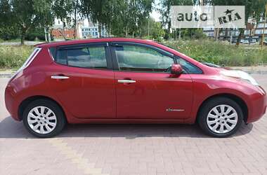 Хетчбек Nissan Leaf 2014 в Хмельницькому