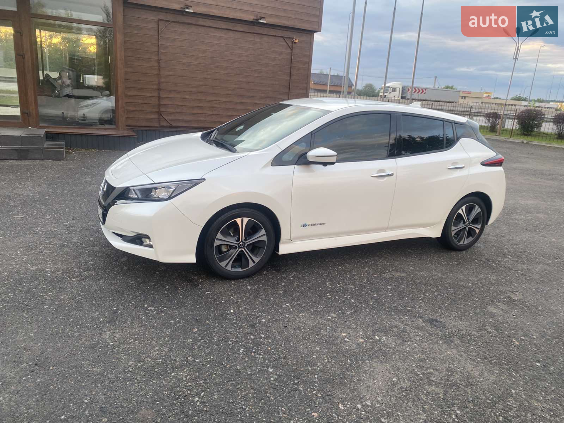 2018 Nissan Leaf - мініатюра 2