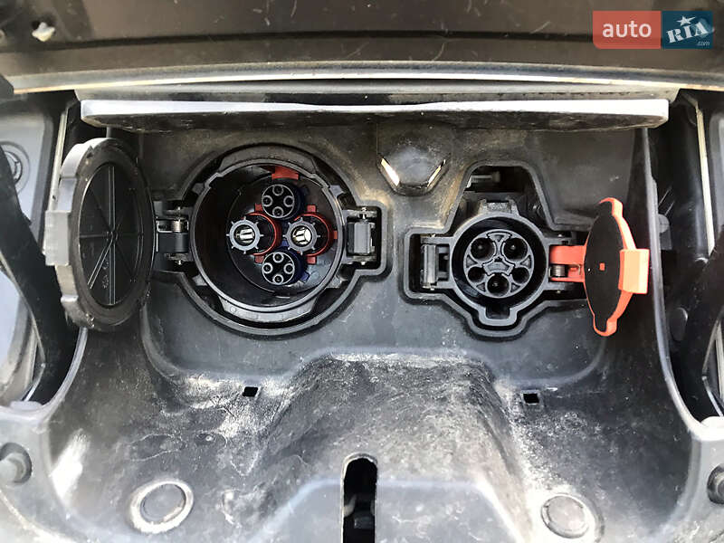 Хэтчбек Nissan Leaf 2014 в Львове фото 9 Хэтчбек Nissan Leaf 2014 в Львове