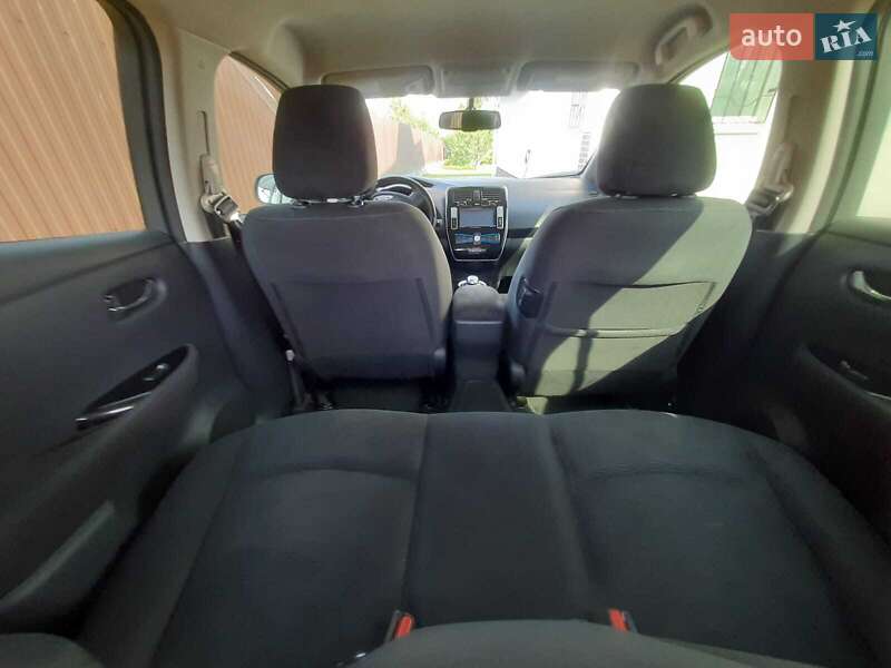 Хетчбек Nissan Leaf 2014 в Бучі