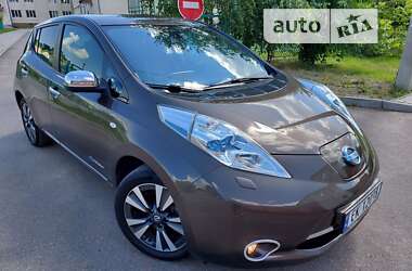 Хэтчбек Nissan Leaf 2016 в Ивано-Франковске