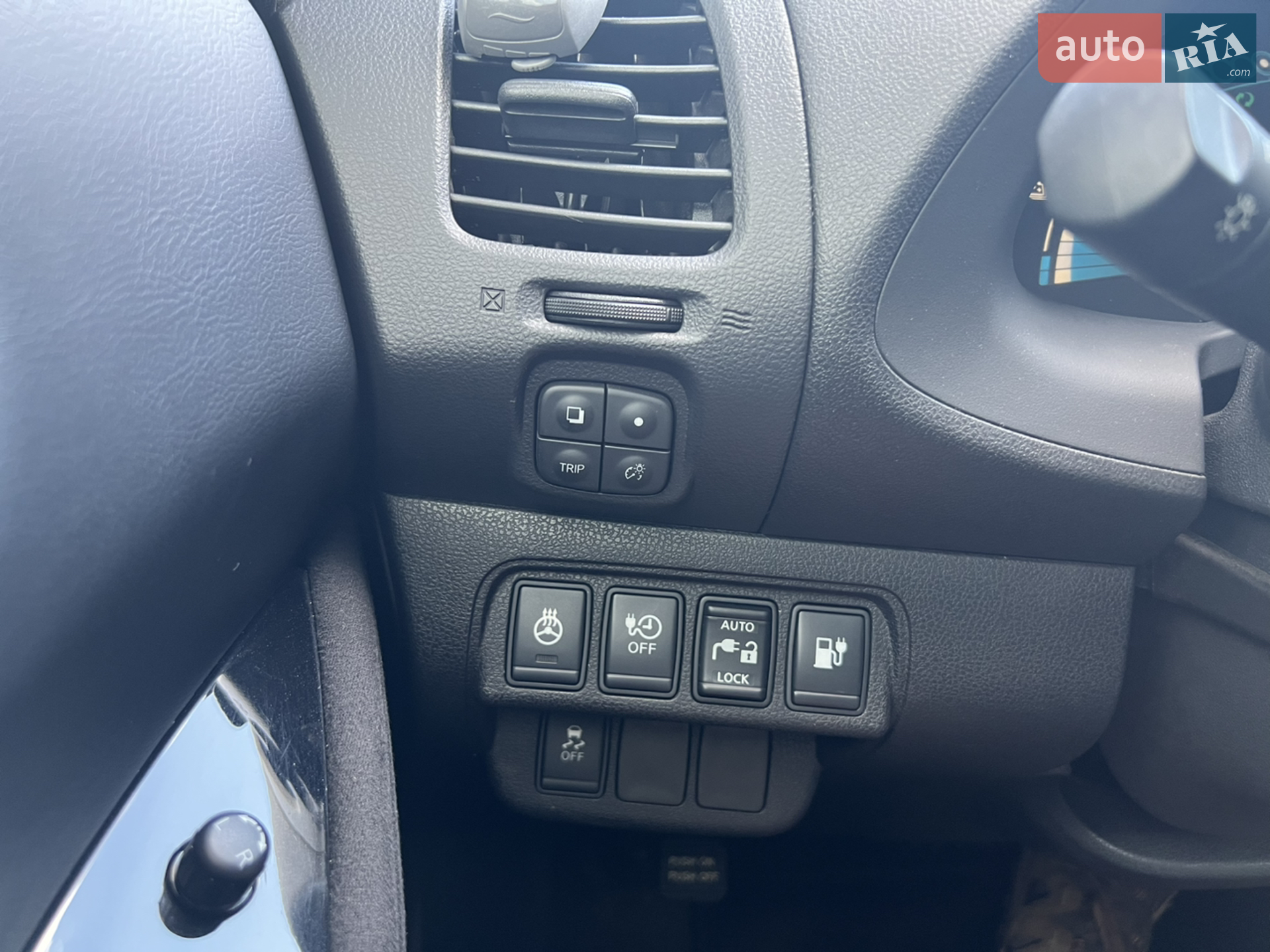 2015 Nissan Leaf - мініатюра 11