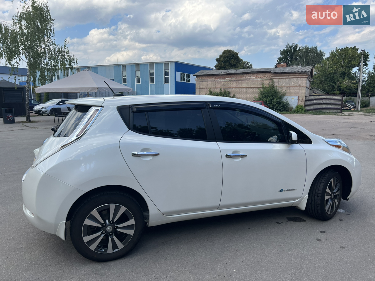 2015 Nissan Leaf - мініатюра 26
