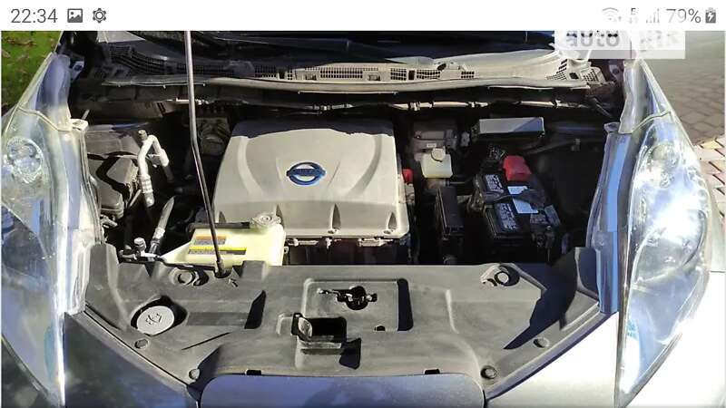 Хэтчбек Nissan Leaf 2014 в Полтаве