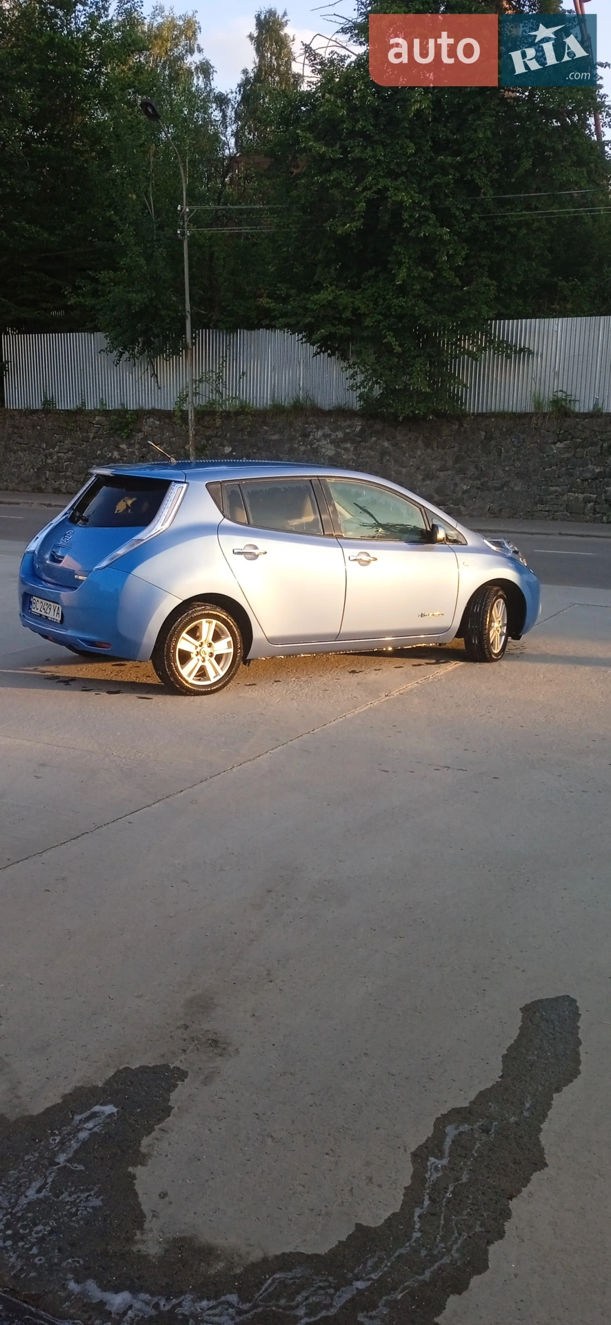2012 Nissan Leaf - мініатюра 10