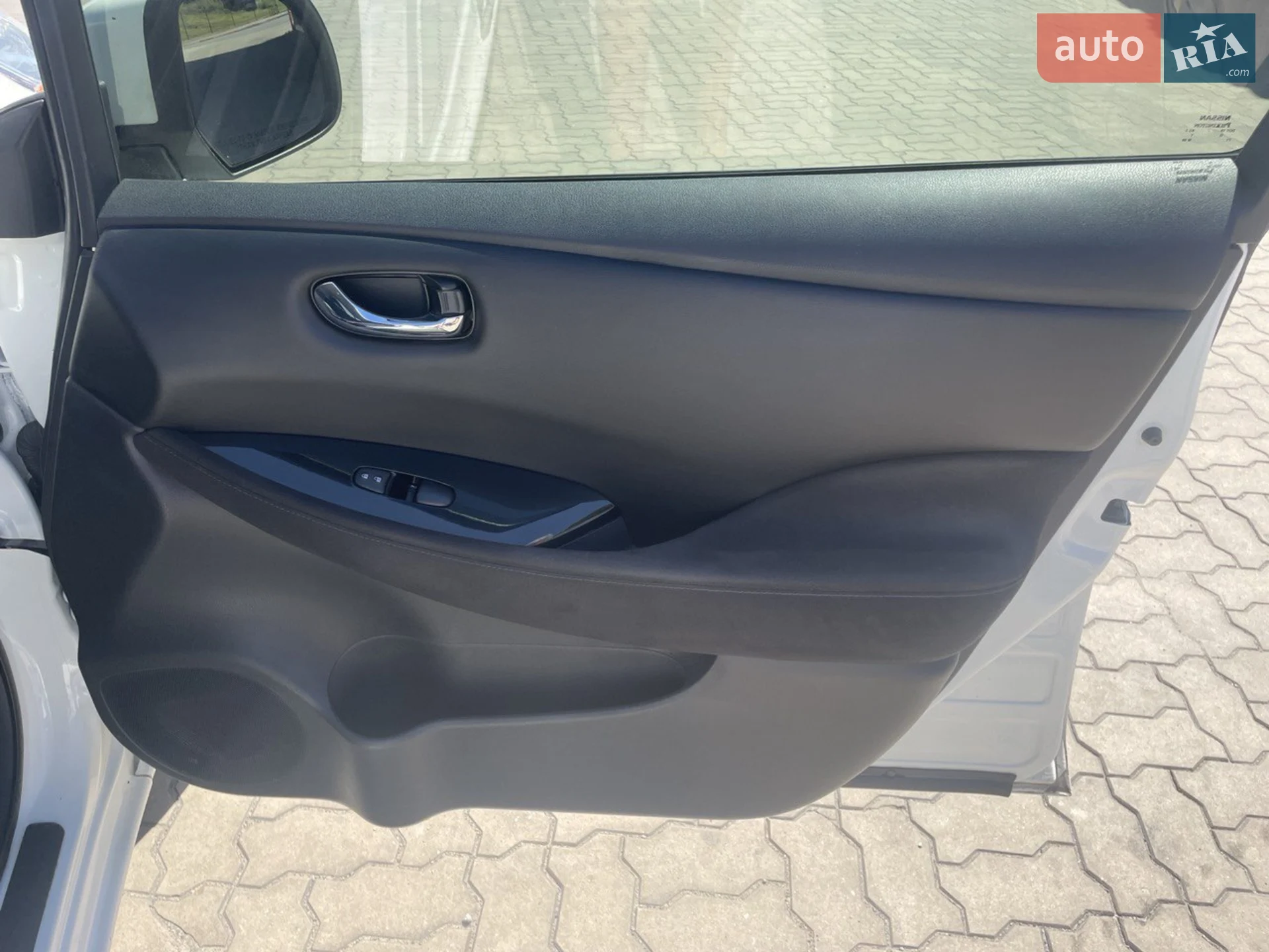 2015 Nissan Leaf - мініатюра 21