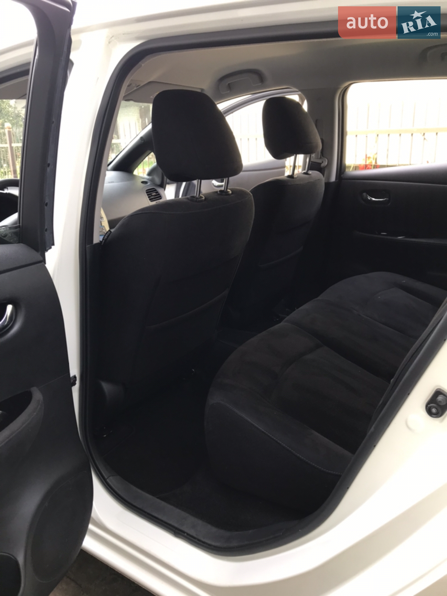 2017 Nissan Leaf - мініатюра 18