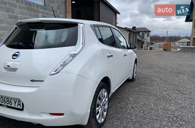 Хэтчбек Nissan Leaf 2015 в Тернополе