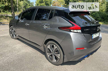 Хэтчбек Nissan Leaf 2020 в Полтаве