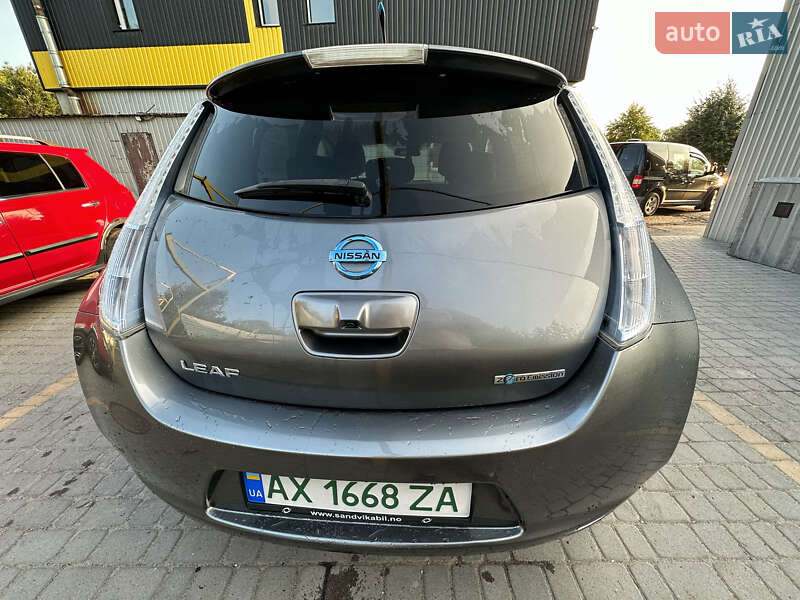 Хетчбек Nissan Leaf 2013 в Харкові фото 4 Хетчбек Nissan Leaf 2013 в Харкові