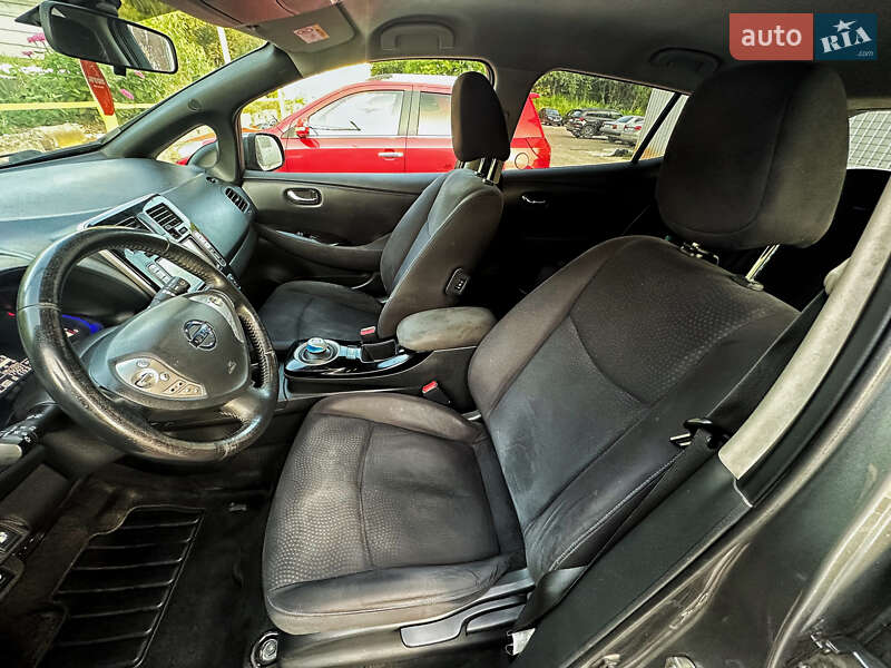 Хетчбек Nissan Leaf 2013 в Харкові фото 11 Хетчбек Nissan Leaf 2013 в Харкові