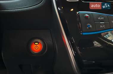 Хэтчбек Nissan Leaf 2014 в Тернополе