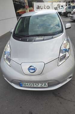 Хетчбек Nissan Leaf 2014 в Білгороді-Дністровському