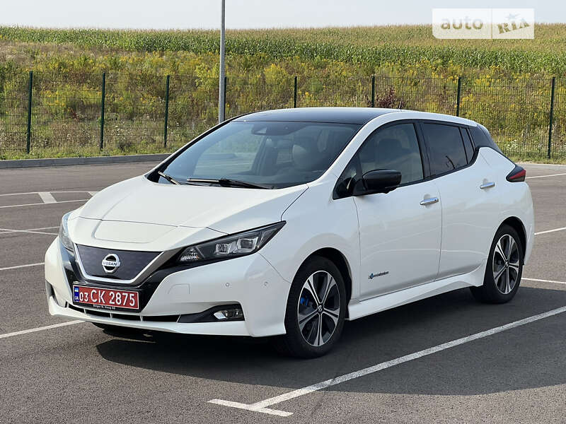 Хэтчбек Nissan Leaf 2018 в Ровно