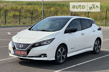 Хэтчбек Nissan Leaf 2018 в Ровно