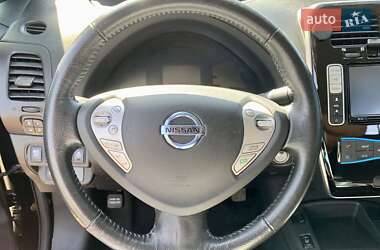 Хэтчбек Nissan Leaf 2013 в Львове