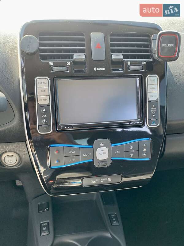 Хетчбек Nissan Leaf 2013 в Львові